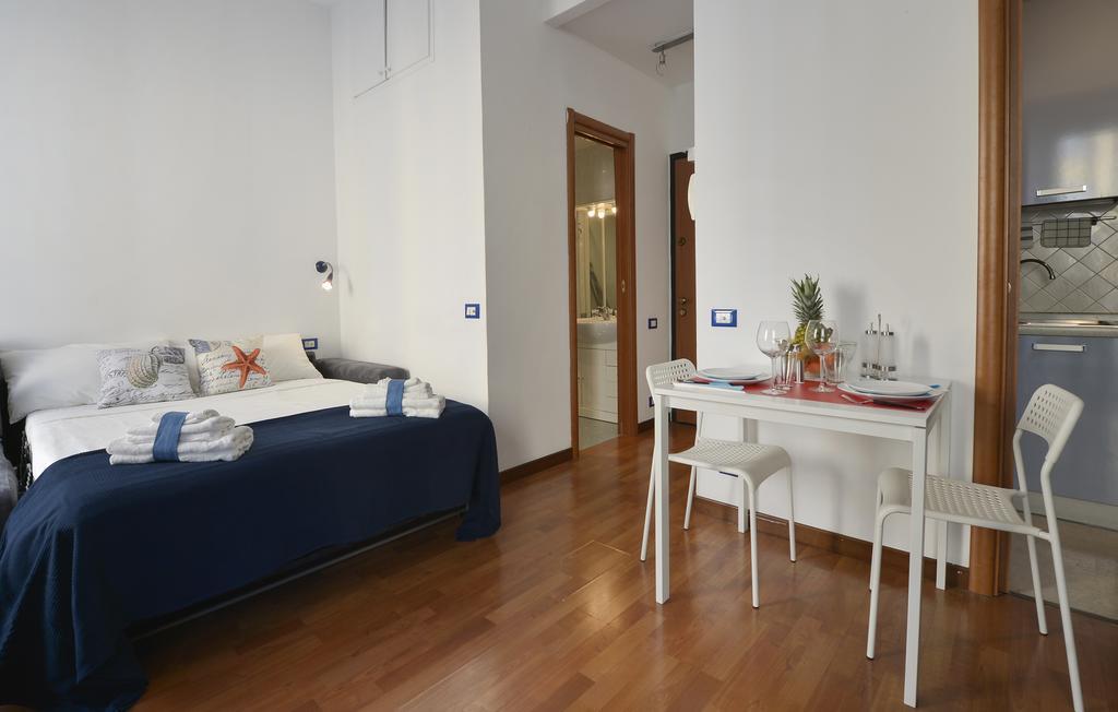 Lecco Apartment Milán Habitación foto